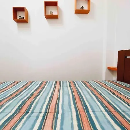 בית נופש Small House By The Beach בוארקוס